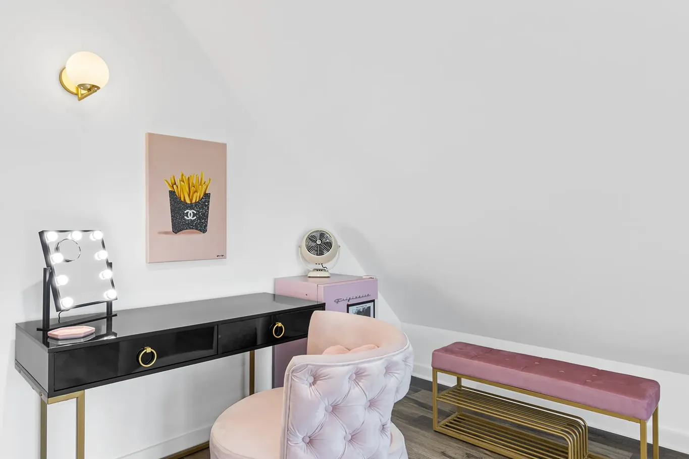 The Emma suite